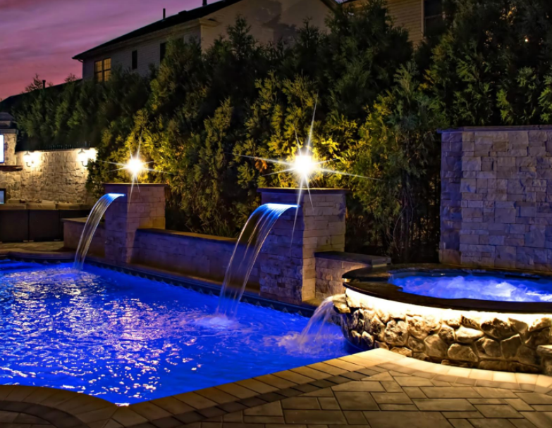 7' Round Storm Cloud Cardinal Luxury Spillover Spa with 12 Jets